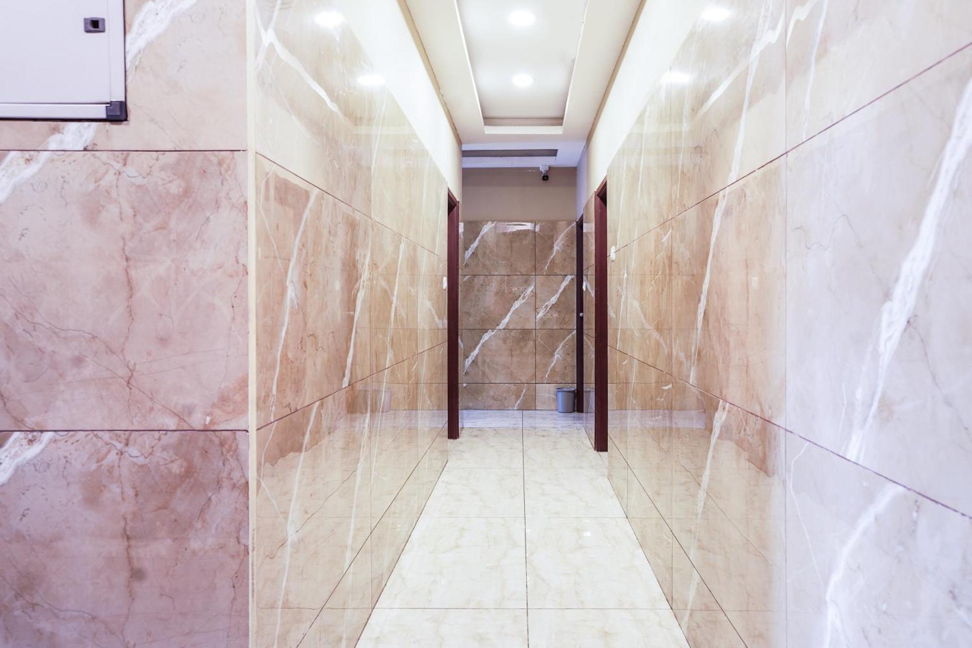 Oyo Flagship Pawan Park Hotel Vellore Exterior photo